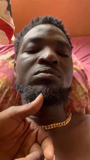 Gerascophobia Fear of aging. Since grey hair is a major visual sign of aging, people who fear aging often develop anxiety about going grey. I want to be a bobo for life, but these grey hairs are pointers😂😂😂 | Idris Animasaun