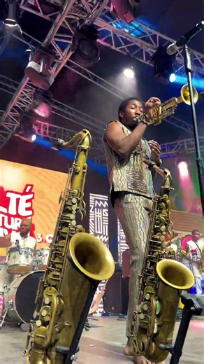 This Is How Legends Earn Their Encore 🔥 #MadeKuti #LiveMusic