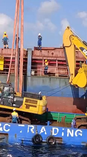 271K views · 1K reactions | ⚠️ Maritime Safety Awareness ⚠️ Unsafe...