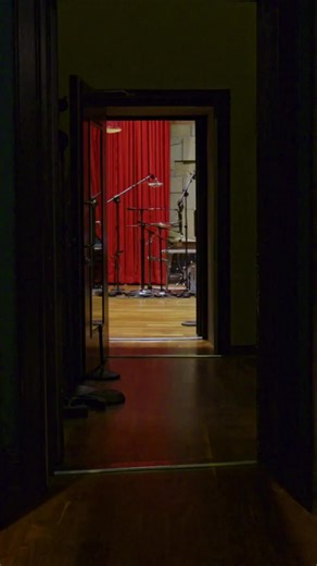 Seven recording spaces, glowing red lanterns, rich walnut floors, a massive Hidley-designed live chamber, and a red-velvet lounge. Blackbird Studio D has something for everyone, and the vibes are just as big as the sound. 🎶 #BlackbirdStudio #StudioD #RecordingStudio #MusicVibes #BehindTheBoards #StudioLife