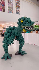 208K views · 1.8K reactions | Really loved watching the making of this balloon dinosaur 練秊 by @bubblegumballoons #theeventcollectivex | Theeventcollectivex | Facebook
