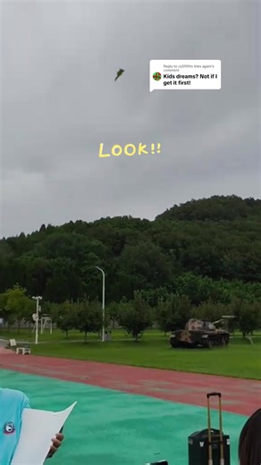 Engaging Summer Toys for Kids: Paper Airplanes