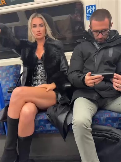 #fyp #blonde #cutegirl #outfitoftheday