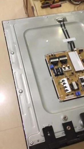 原装60LG电视维修中…家用电器维修，上门服务请点头像进主页有联系方式#家电维修 #液晶电视维修 #空调制冷空调维修 #电路板维修