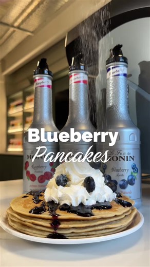 Delicious Pancake Toppings with MONIN Purées