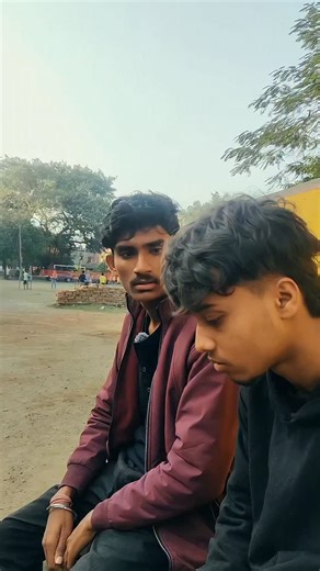Ayush chourasia on Instagram: "Chup chap rehena 😂 #comedy #funny #memes #reels #instagram #viral . #trend #comment #like #share #follow #friend #fyp"
