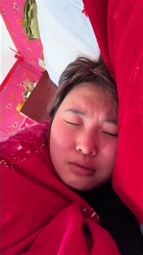 Back to Reality: College Students' Holiday Reunion Fails