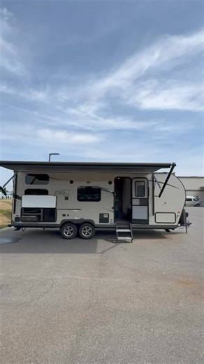 Budget friendly travel trailer #rvlife #camping #travel #rv | Colonial Airstream