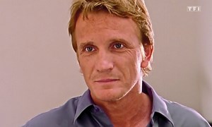 Sous le soleil - S09 E34 - Valentine enchaînée