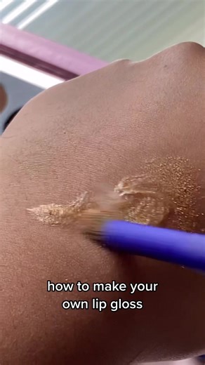 DIY Lip Gloss Tutorial: Create Your Own Stunning Shade!
