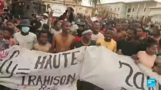 Madagascar : après des semaines de manifestations, scènes de liesse dans la rue