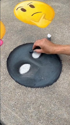Attempting to Draw The Creepy Moon Face Emoji with Sidewalk Chalk 🌚