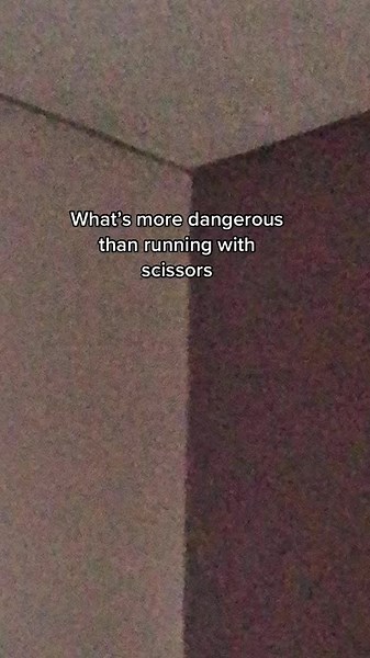 Dark Humour Jokes: Running with Scissors