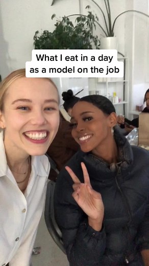 Model's Daily Diet for Weight Gain Journey