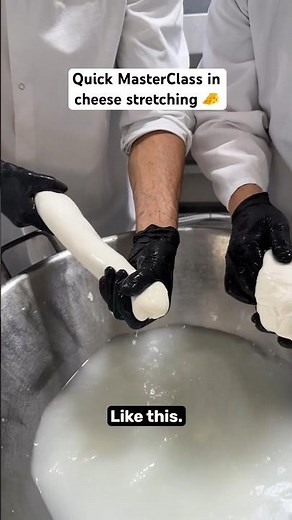 Quick MasterClass in cheese stretching