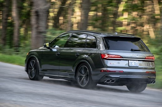 IS the 2023 Audi SQ7 a Bargain Lambo Urus?