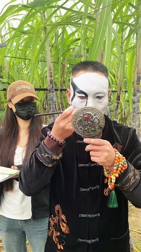 白的涂多了吧？@抖音小助手 #抖音热门 #非物质文化遗产 #传统文化 #同城热门 #国粹传承