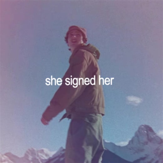 Those poor *American* girls… (bc he’s Canadian, get it?). #finnwolfhard #finnwolfhardedit #americanwedding #frankocean #hotman