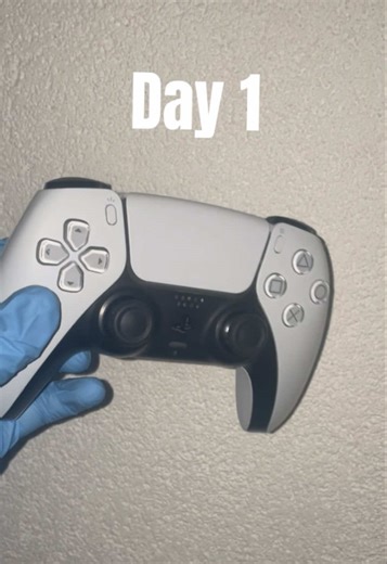 "Day 1 of clicking my PS5 controller until it breaks." #chllenge #fyp ...