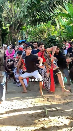 Gua Hunting Orang Kesurupan di Kuda Lumping!👺