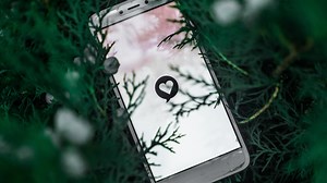 60  Tinder Conversation Starters: Stop Blowing It With Your Matches