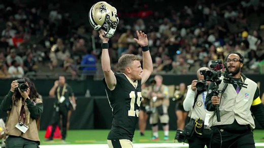 Blake Grupe leads Pregame Chant inside Caesars Superdome