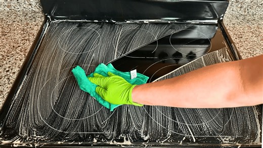 How to Clean Glass Cooktops Like a Pro