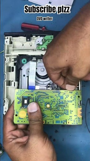 What is inside a DVD Writer. #cpu #electronics #project
