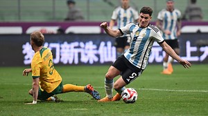 Alvarez and Robertson involved as Argentina beat Australia