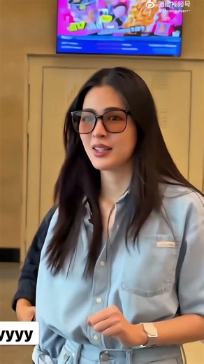 LingOrm came to CH3 together today with their matching Goyard bags 😭😭#lingorm