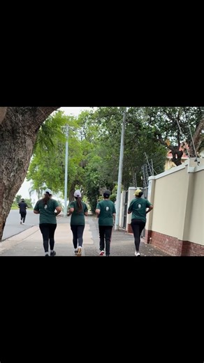 Feroza Asmall on Instagram: "Saturday morning miles with the ITrain family 🖤 @itrainsa Strong start to the weekend! #ITrain #SaturdayRunWalk #WeekendWellness #StrongerTogether"