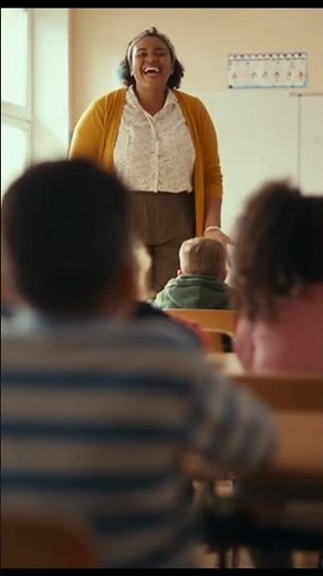 Funny English Classroom Moment | Kids Give the Funniest Answer to Teacher’s Question