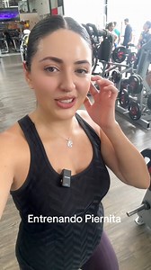 Entrenando piernita 🦵 💪🏼 con Marcos | Ruby Escobar