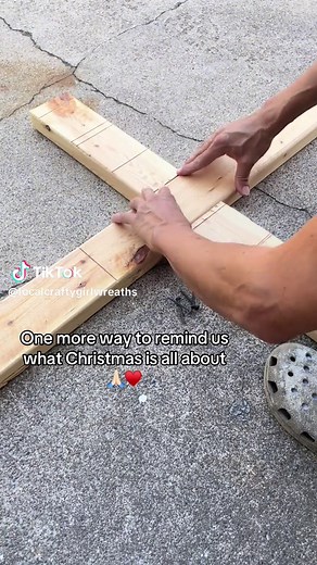 Create a Beautiful Cross Christmas Tree Decoration