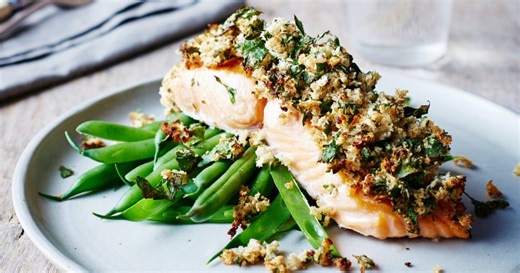 Saumon en croûte de raifort et haricots verts