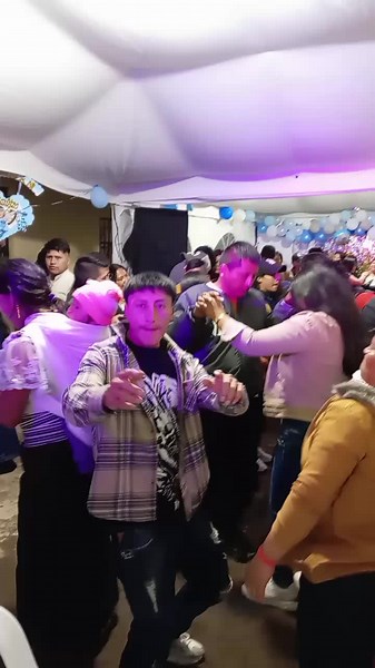 #la corporación rumba mix sistemas en quito la primavera 🎶🎙️🔊🎛️🎤🎚️