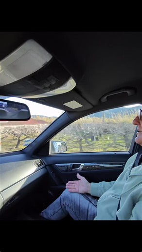 MONSTER GARAGE 83 on Instagram: "HISTOIRE DE FOU !!! AVE CE GRAND MONSIEUR DE PAROLE Il y a trois ans je suis à une station de lavage je nettoie une voiture et une C63 se gare derrière moi Première génération première phase La voiture est juste magnifique vraiment impeccable Je regarde et je vois un monsieur de 60 ans au volant Je vais le voir je lui dis simplement que sa voiture est superbe On discute un peu je lui demande si je peux la regarder Je lui explique que je vends des voitures de spor