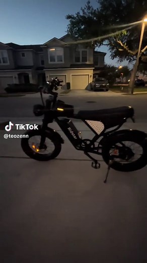 Blacked out 🥷🏾#fyp #foryoupage #viral #blowthisup #ebike #surronster #ridstar #ridstarq20