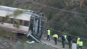 Rescue efforts and investigation continue after train crash in Spain