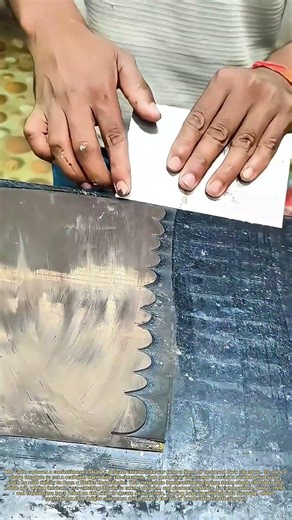 Shaping Chocolate Into Flowers: How a Craftsman Turns Candy Into Delicate Art