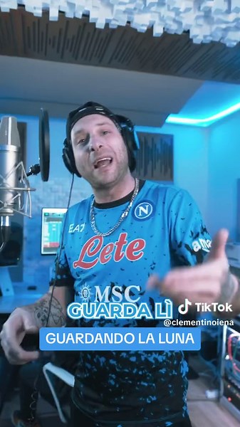 #GuardandoLaLuna 💙 Utilizza questo audio e crea il tuo tik tok con la parte che preferisci della canzone. I migliori saranno postati nelle mie storie IG
