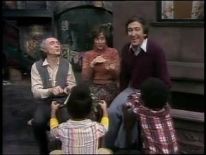Classic Sesame Street - A Face 1975