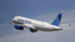 United keeps options open for possible HQ move out of Chicago