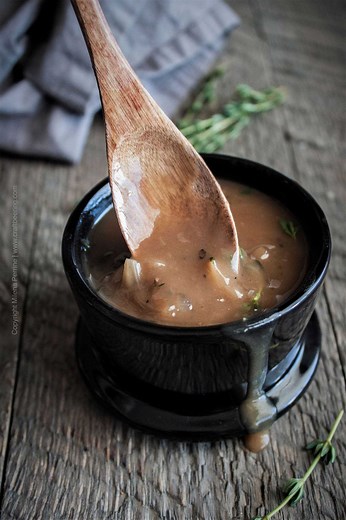 Onion Gravy with Dark Ale