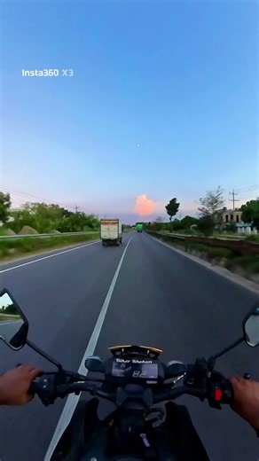 Speed Ride ⚡ MT-15 Insta360 POV Ride #Shorts #Insta360￼ #mt15 #birds #￼POV