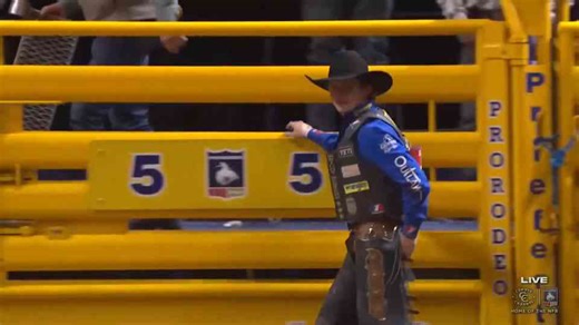 Eight seconds that looked too smooth to be real