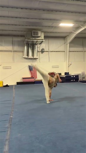 #tricking #flip #acrobatics #tricks