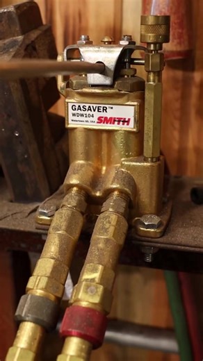 Gas saver valve for oxy fuel torch