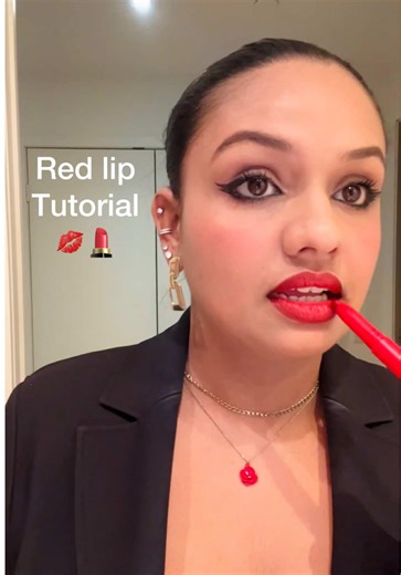 Replying to @adhdbrain20 lazy gyal 2-step red lip 💄🕺🏻💋 #notsponsored #redlipstutorial #redlipstick #browngirlfriendly @Maybelline NY