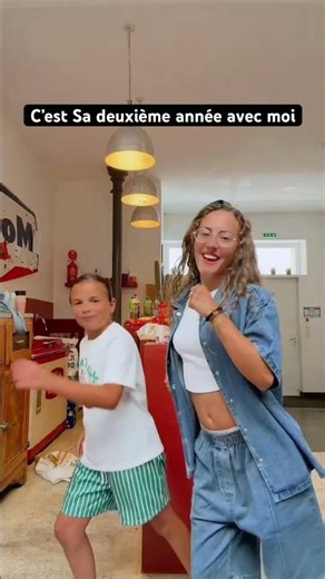 New trend danse duo - Roxanne et son élève